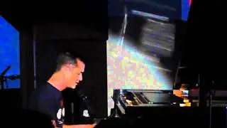HitRECord At The Movies - Don't Look Back In Anger