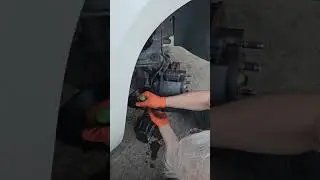 removing brake calipers on 2009 suburban