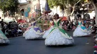 2012/5月美國LA迪士尼樂園花車遊行