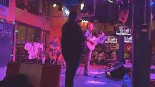 Sweater Weather (live cover) | Travis Carpenter