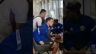 Wow 🔥 Tom haye dikasih uang jelang berangkat away ke malang #shorts