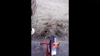 Clay bird launcher