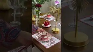 Элегантный винтажный набор посуды из 12 предметов с цветочным узором из красных роз и бордового ц...