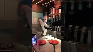 Robotic ice cream shop #korea #robot  #korea  #travel