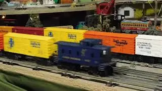 Lionel O-27 Plug Door Boxcars 1957-2010