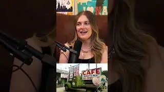 Вилли Нельсон в магазине Floores Country Store в Хелотсе, Техас!