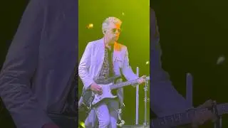 Science Fiction by Tom Bailey at OC Rewind Fest 9/27/25. #thompsontwins #80s #concert #80smusic