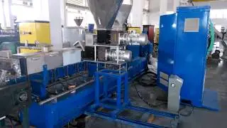 Parallel twin screw air cooling pelletizing granulating compounding machine extruder