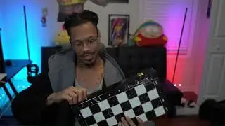 Black & Gold Metal Chess Set (Review)