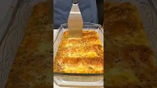 Crescent roll breakfast bake