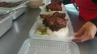 Cara Membungkus Nasi Kukus Ayam Goreng Berempah Foodpanda Kopitok Sarapan Breakfast Perlis