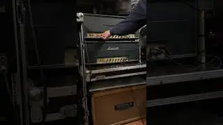 Battle of 69: Marshall 100 Super Bass vs Marshall 100 Super PA
