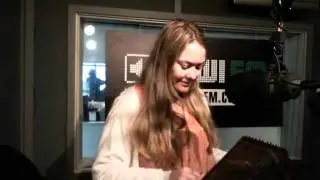 Victoria Girling-Butcher performs 'Summit Drive' 21-11-11 Radio Wammo Show
