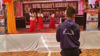 Nachne de Saare group dance at Royal Reader's Academy #dance #activity #education #groupdance