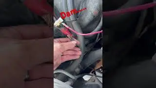 What it&rsquo;s like driving an old truck😂 #shitbox #redneck #fail #mechanic #wtf #broken #funny #ohstop