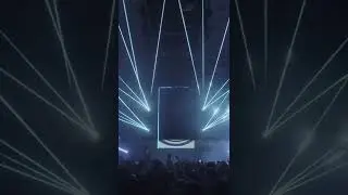 NEON at SPAZIO900 with NINA KRAVIZ