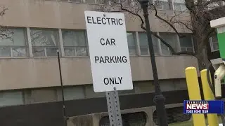Dealers say high cost of Illinois' electric car registration fees hampering sales
