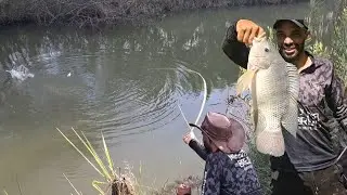 Não demorei para pegar a primeira! Testei 2 iscas e olha que pescaria abençoada em fiz