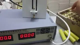 Geniune New version LG HE4 2500mAh high amp 20A discharge power battery testing from China Geegod