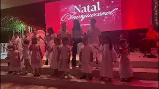 Brilha brilha estrelinha de Belém! Apresentação das crianças de Natal!