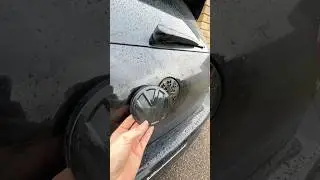 Black or Chrome Badges for the Golf R MK7.5?