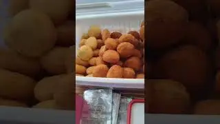 SELLING FRIED BREAD (HAM AND CHEESE BREAD , CHOCOLATE BREAD) KANTO STYLE KARIMAN