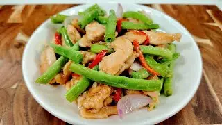 Easy Stir Fry Chicken with Green Beans!