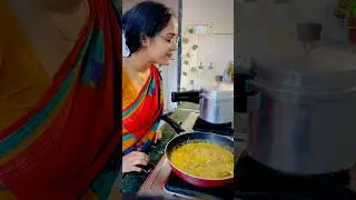ମଟନ୍ ଝୋଳ #minivlog #muttoncurry #odiarecipe