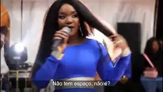 Marllen canta Thlelela para os casais n&atilde;o se separarem