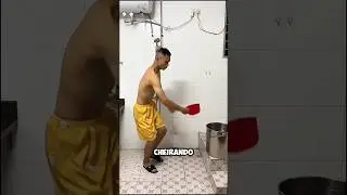 &Aacute;gua gelada como gelo 🥶🚿 e eu &mdash; um fantasma molhado 👻🛁