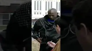 When Michael Jordan autographed the Jordan Statue
