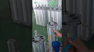 Every SU125X500-S Cylinder is Leak-Tested.