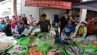 台中大里鳳城街100號對面海鮮叫賣 海師傅  9