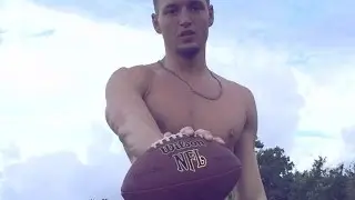 EXTREME YOUTUBER QUARTERBACK CHALLENGE! LOSER EATS A GHOST PEPPER!!!