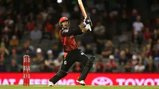 Nabi nearly robs Hurricanes with late-innings six blitz
