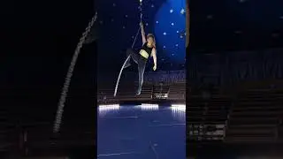 Short chain - Aerial act for venues with low ceiling #aerialchain #circus #aerialacrobatics #aerial