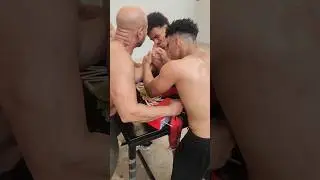 Armwrestling is Mayag&uuml;ez