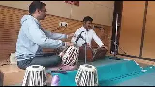 गायक- राजेंद्र घाडगे सर (संगीत विशारद) आणि तबलासाथ- नागेश पंडित सर (तबला विशारद) यांची सुरेख मैफिल