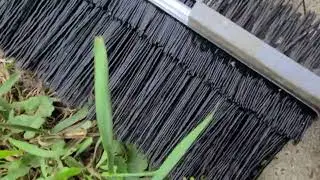 Difference in lawn sweeper brushes while replacing