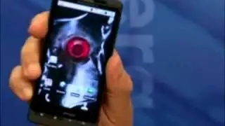 Bloomberg's Rich Jaroslovsky Reviews Droid X Smartphone: Video