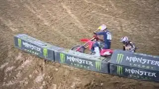 Jett Lawrence Takes Out Michael Mosiman in Houston