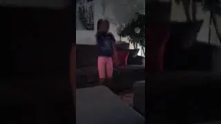 Big sis rapping she fyeee💙