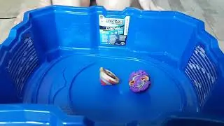 Asteroid Zeutron Z3 vs Sprysen Requiem S3