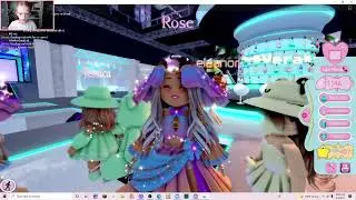 I GOT THE *NEW* SUMMER FANTASY SET?? (Roblox Royale High)