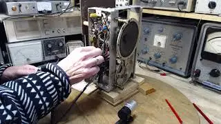 Electrohome Cosmic Tube Radio Video#3 - AVC Capacitor