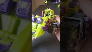 this transformer is SO weird | Transformers Armada Scavenger Review