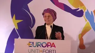 Emma Bonino: 