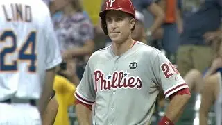 PHI@MIL: Utley collects four hits, RBI vs. Brewers
