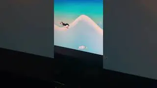 Omg 🤣 I 💖 the music 😜(racing penguin :slide and fly)￼✌🏻✌🏻🤣🤣