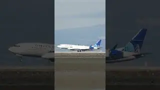 United 737 MAX 9 and CRJ-200 Parallel Landing at SFO